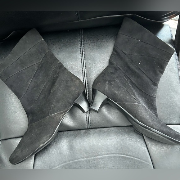 Aravon New Balance Erica Boots Black Suede Casual Mid Calf  Women’s size  9B - Picture 1 of 11